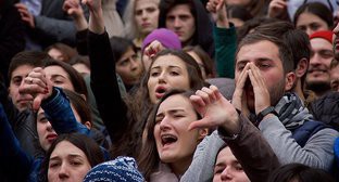 Сотрудники университета в Тбилиси голодают с требованием отставки ректора