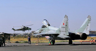 Летно-тактические учения начались на российской авиабазе в Армении